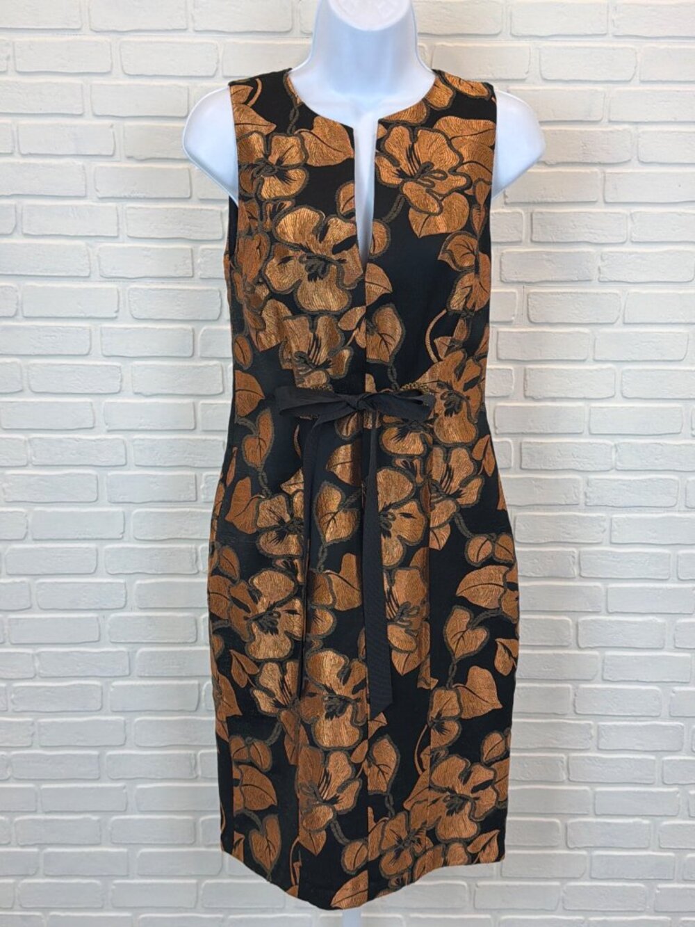 Vintage Chetta B Black Gold Floral Brocade Sheath Dress Size 4